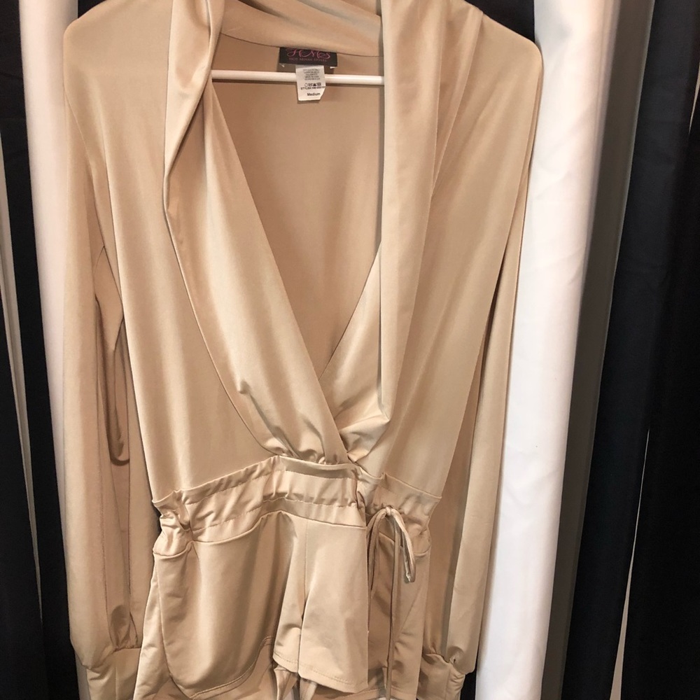 Champagne romper